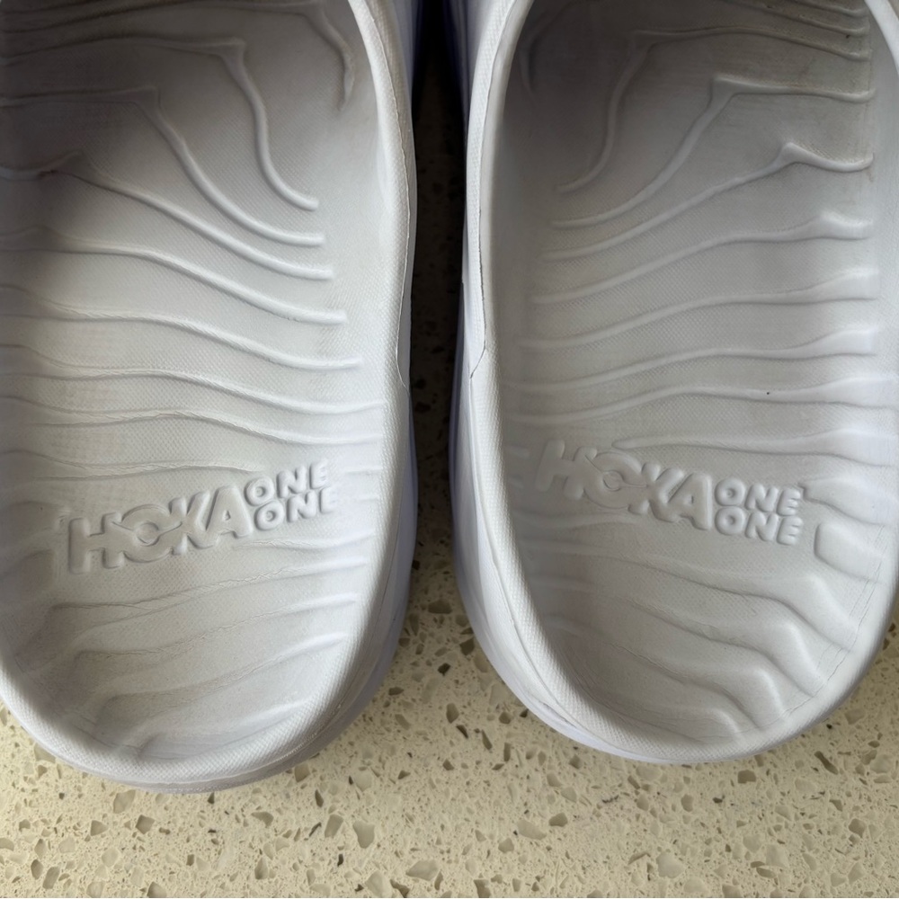 Hoka recovery slides women’s size 11 in white - Picture 3 of 7
